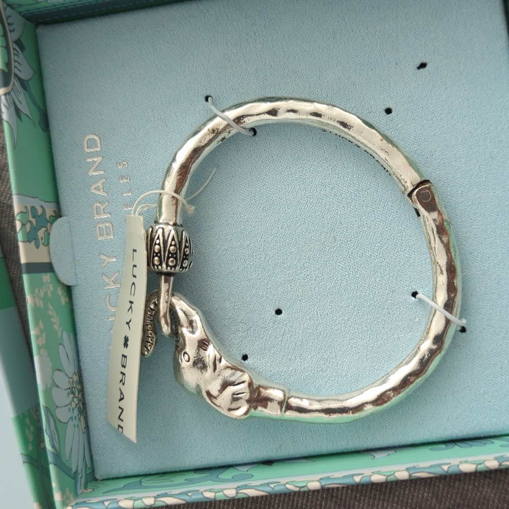 NWT Elephant Bracelet